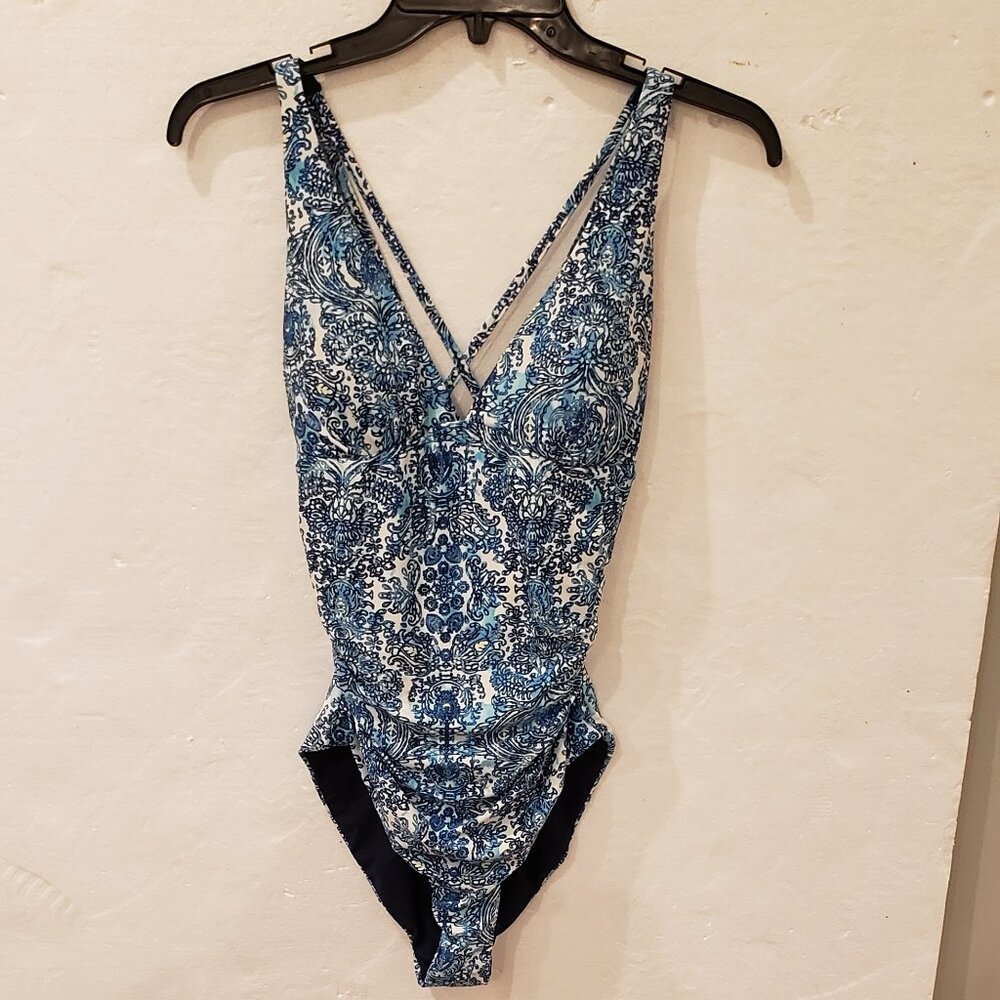 Niptuck Swim One Piece Reverisable Blue and White Paisley Print Swimsuit Size 6